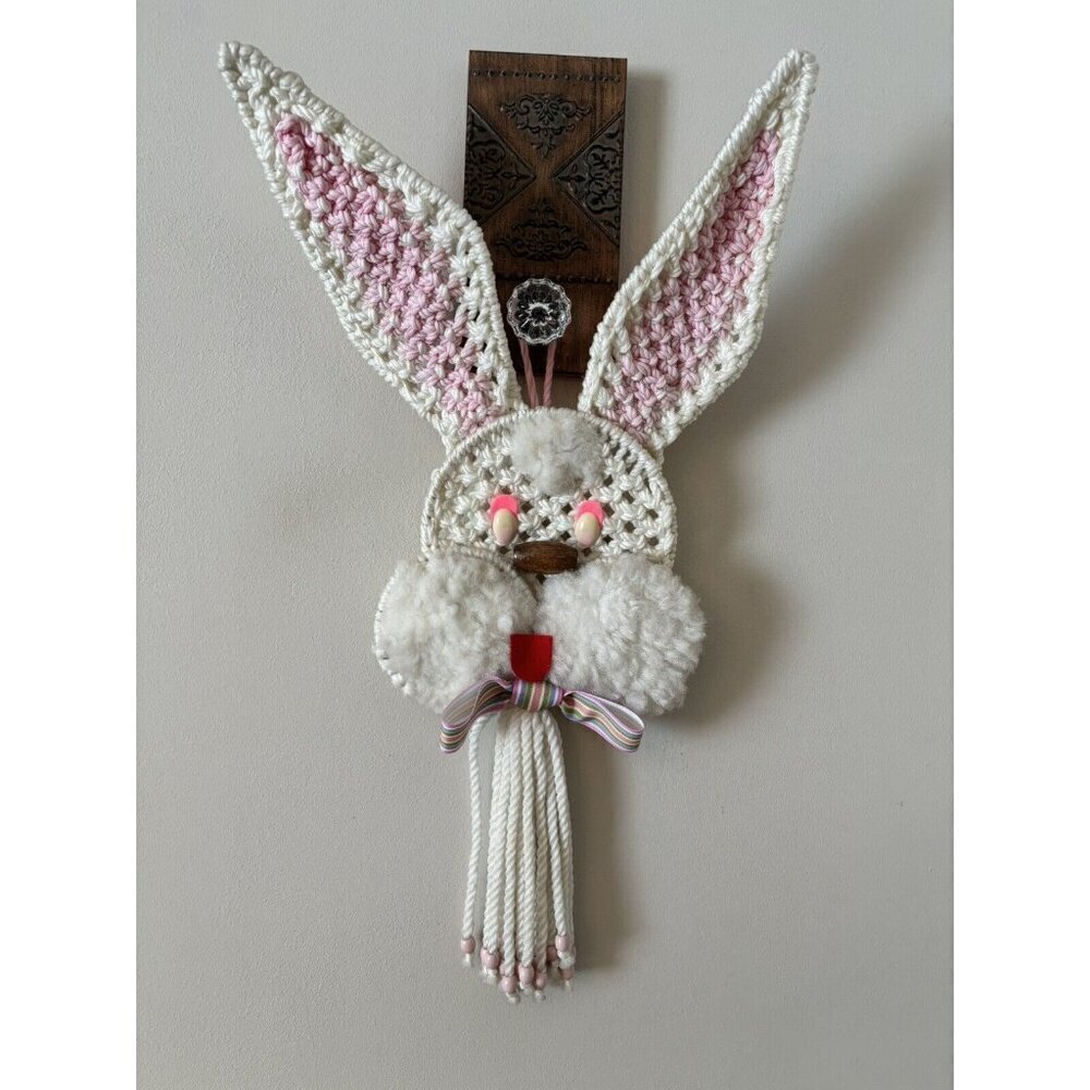 Vintage Macrame Bunny Rabbit Wall Hanging Easter Decoration 30" White Pink